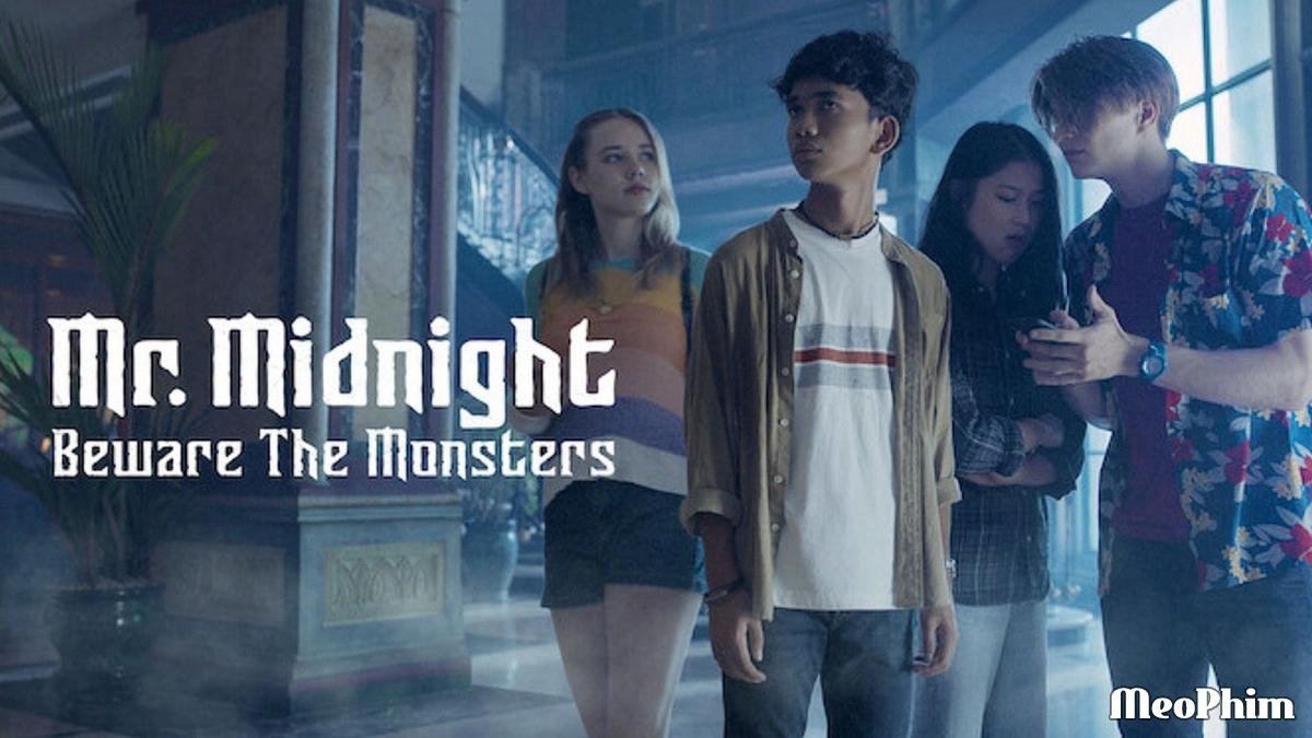 Xem phim Kinh hoàng lúc nửa đêm: Coi chừng quái vật Mr. Midnight: Beware The Monsters Vietsub
